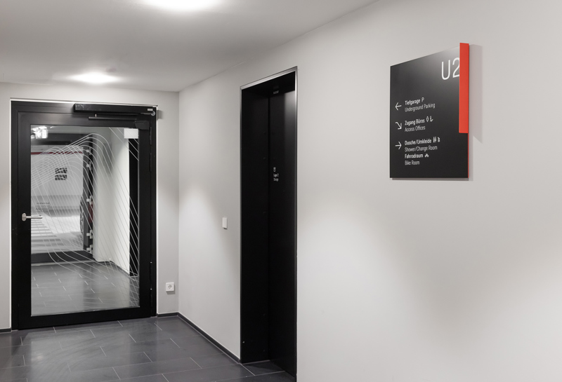 ★ Porsche Design Tower 7