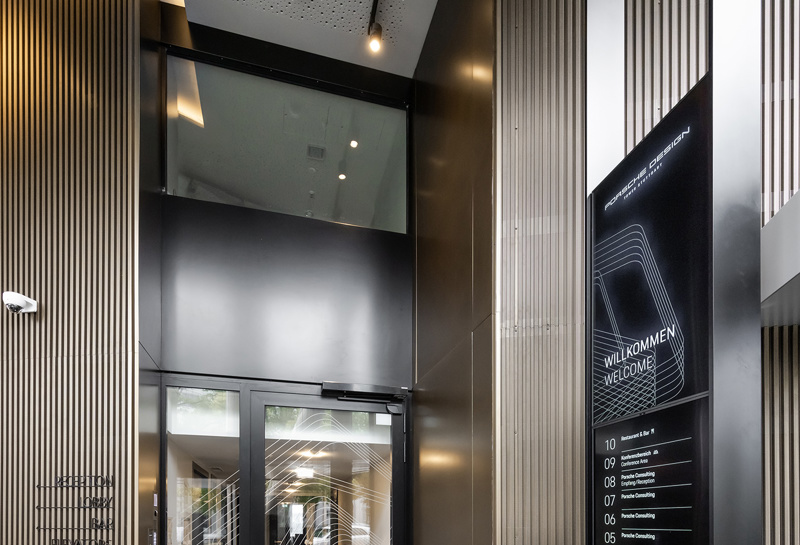 ★ Porsche Design Tower 20