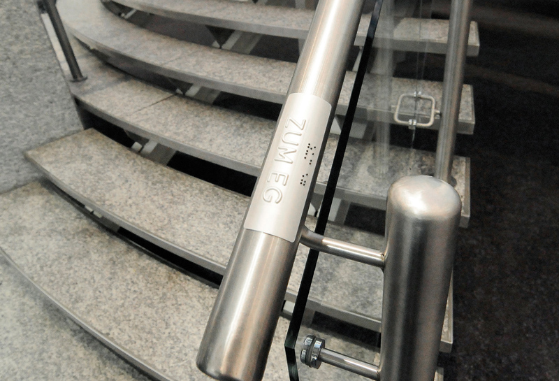 Handlaufschilder taktil Slide 17