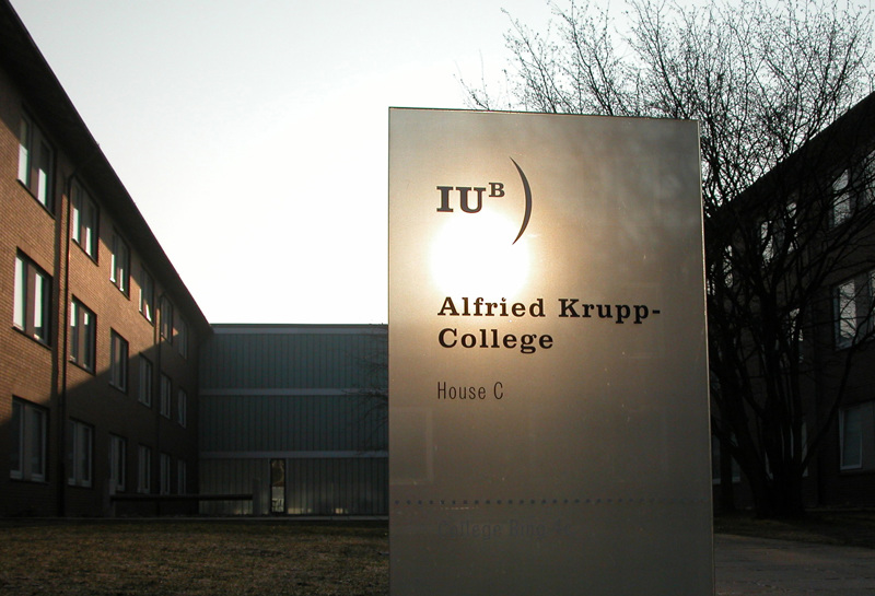 Stelen aus Glas TA Slide 12