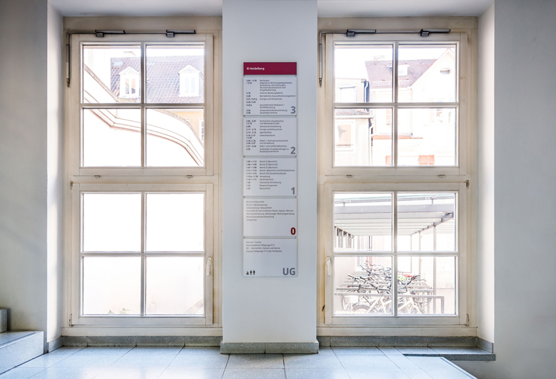 Rathaus und Palais Prinz Carl 10