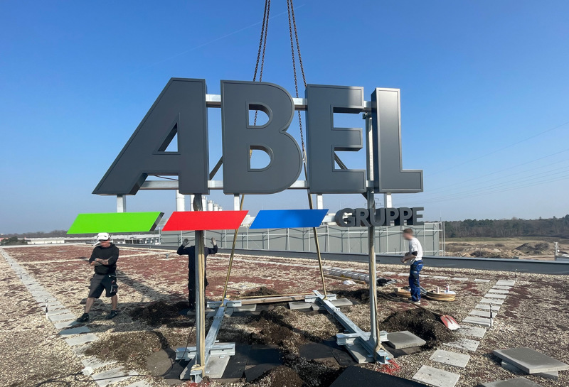 beleuchtete Schriftzüge Slide 7