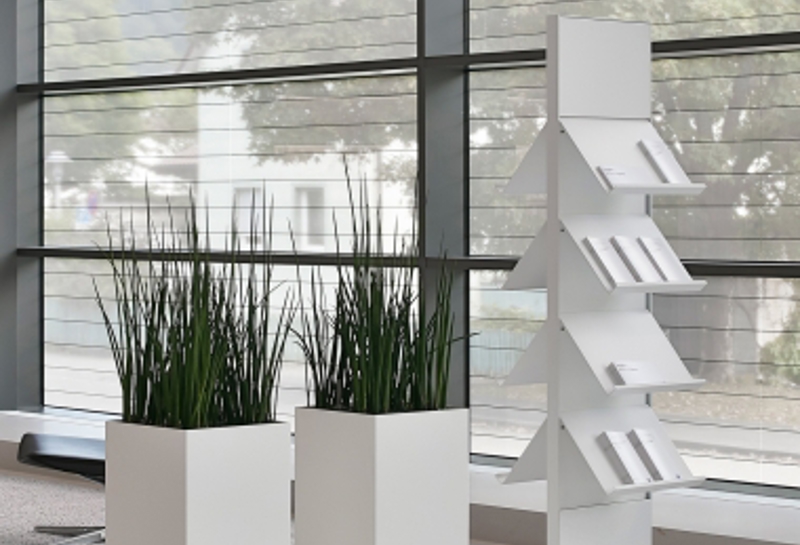 Prospektständer QMT Slide 2