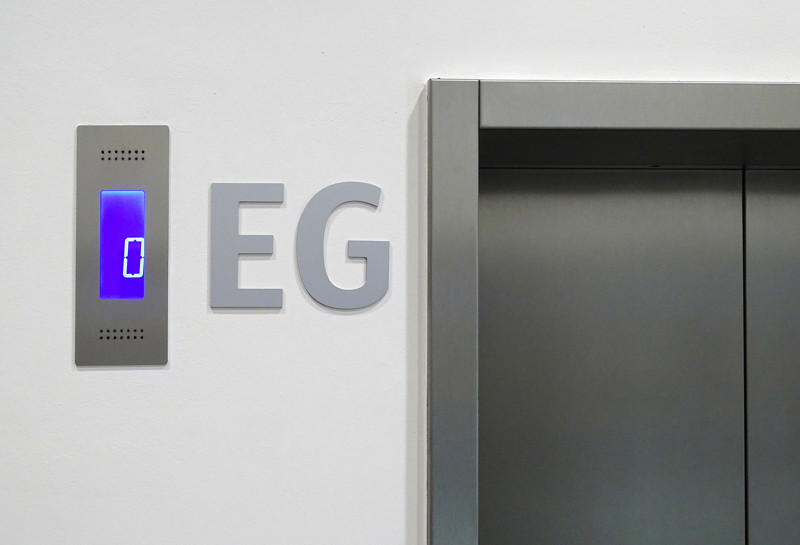 Frankfurt School of Finance 6