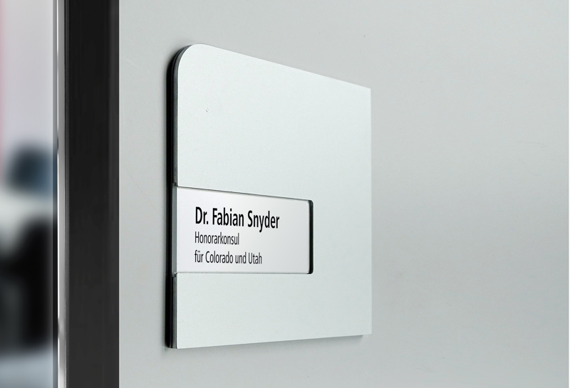 Türschild OTA Slide 1