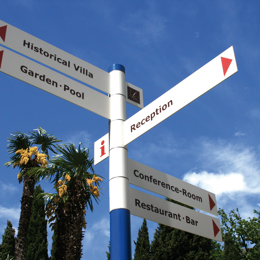 RARIM Sternwegweiser Villa La Collina Detail