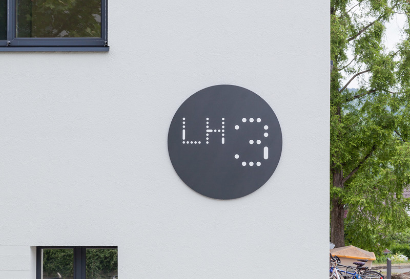 HKI - Hans-Knöll-Institut 23