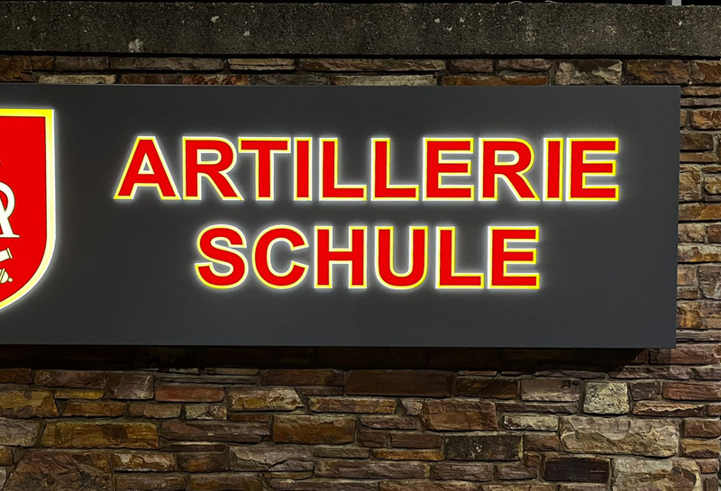 beleuchtete Schriftzüge Slide 24