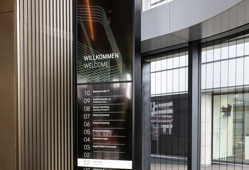 ★ Porsche Design Tower 19