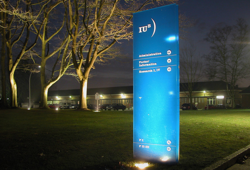 Stelen aus Glas TA Slide 10