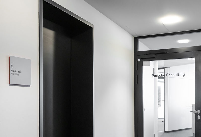 ★ Porsche Design Tower 22