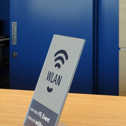 FS 10 Tischaufsteller