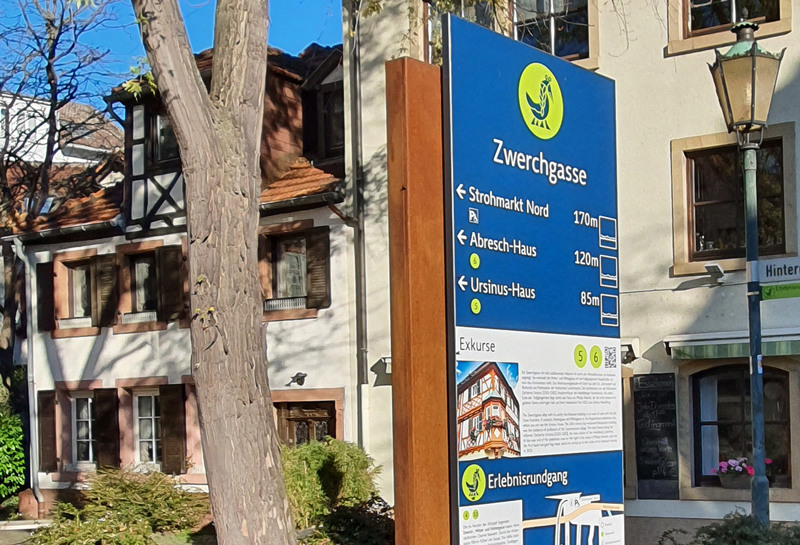 Stadtleitsystem Neustadt 22